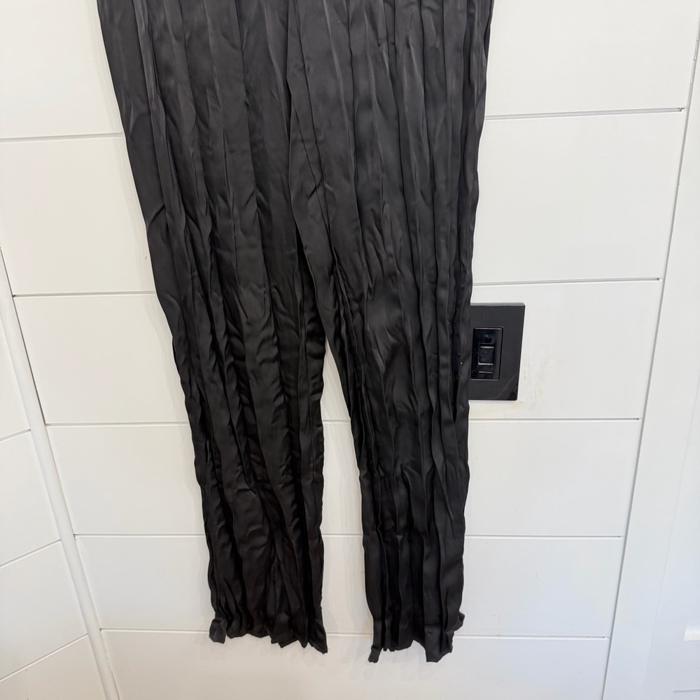 Boa because of Alice Black Pleated silky Pull On Pants Size Medium 23751 - Picture 7 of 12